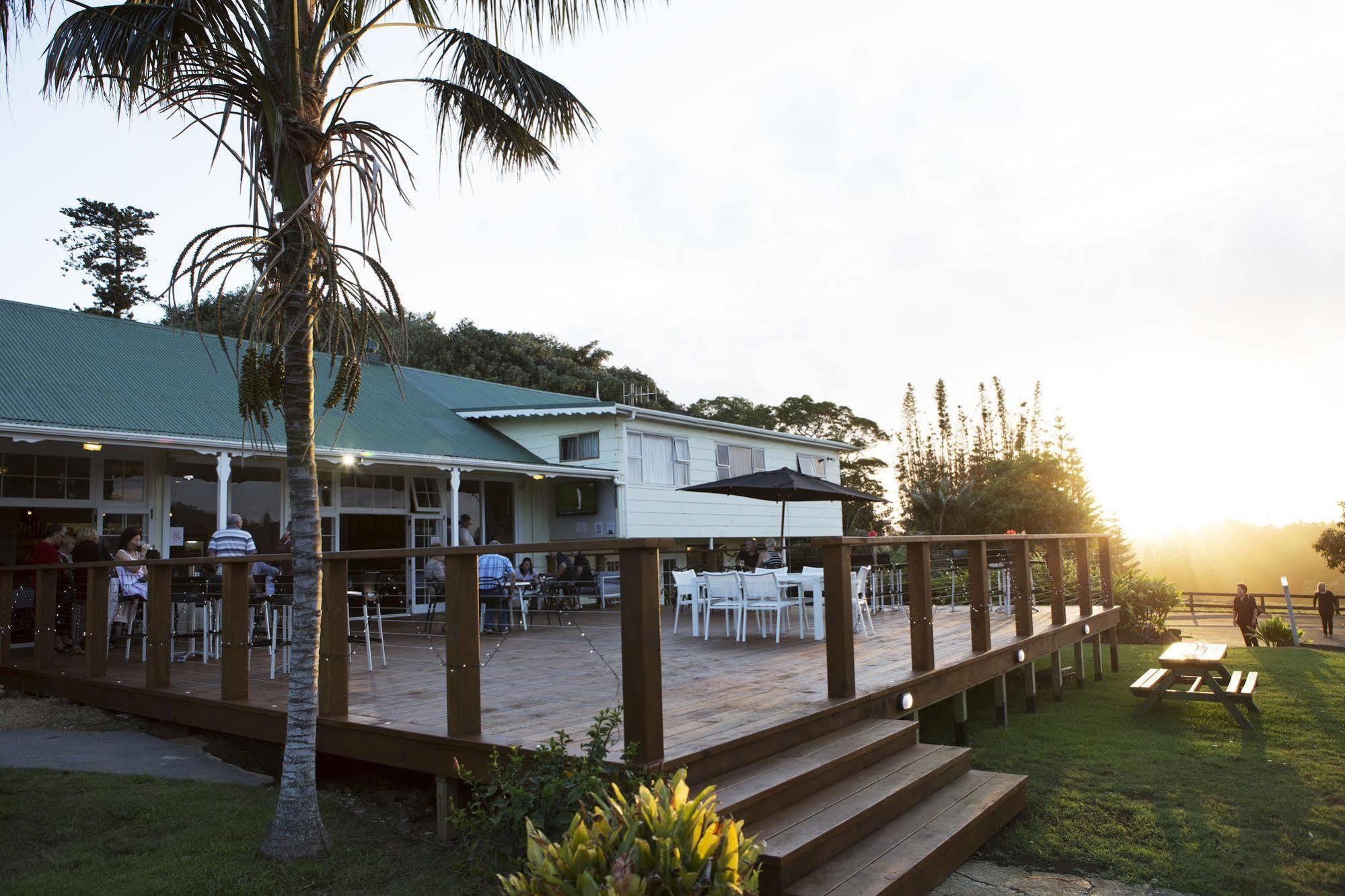 Castaway Norfolk Island Hotel Burnt Pine Eksteriør billede